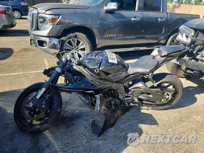 Trzecie zdjęcie samochodu z tyłu: 2017 YAMAHA YZFR6 C VIN:JYARJ28Y0HA000432 - miniatura