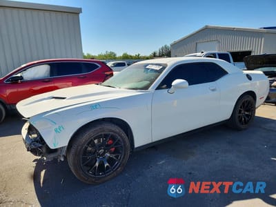 2019 DODGE CHALLENGER SXT 2C3CDZAG3KH701586 - główne zdjęcie licytacji z USA - miniatura