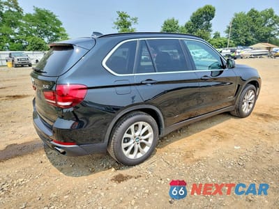 Trzecie zdjęcie samochodu z tyłu: 2016 BMW X5 XDRIVE35I VIN:5UXKR0C50G0P26388 - miniatura