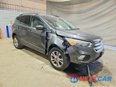 Czwarte zdjęcie samochodu z boku: 2018 FORD ESCAPE SEL VIN:1FMCU9HD3JUB50056 - miniatura
