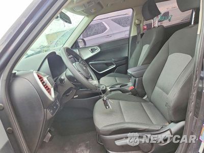 Zdjęcie 7 z 12 samochodu: 2020 KIA SOUL LX VIN:KNDJ23AU1L7717648 - miniatura