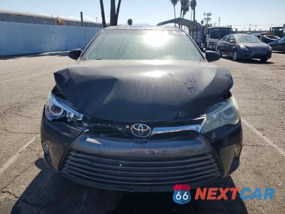 Piąte zdjęcie samochodu w środku: 2016 TOYOTA CAMRY LE VIN:4T1BF1FK8GU148174 - miniatura