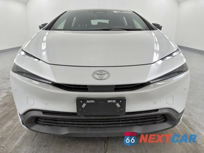 Piąte zdjęcie samochodu w środku: 2025 TOYOTA PRIUS LE VIN:JTDACAAU9S3061299 - miniatura