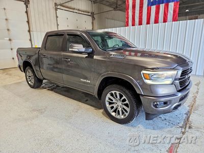 Czwarte zdjęcie samochodu z boku: 2021 RAM 1500 LARAMIE VIN:1C6SRFJT1MN806424 - miniatura