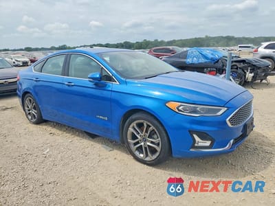 Czwarte zdjęcie samochodu z boku: 2019 FORD FUSION TITANIUM VIN:3FA6P0RU8KR265723 - miniatura