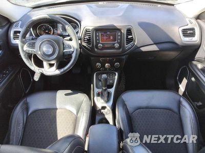 Zdjęcie 8 z 13 samochodu: 2018 JEEP COMPASS LATITUDE VIN:3C4NJDBB5JT138839 - miniatura