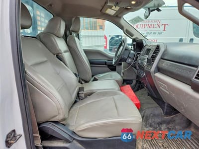 Zdjęcie 10 z 12 samochodu: 2017 FORD F350 SUPER DUTY VIN:1FDRF3G61HEE06350 - miniatura