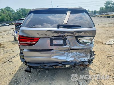 Zdjęcie 6 z 13 samochodu: 2015 BMW X5 XDRIVE50I VIN:5UXKR6C50F0J73825 - miniatura