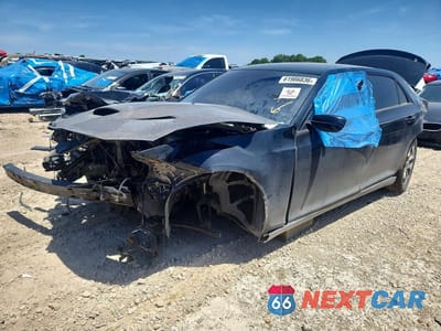 2016 CHRYSLER 300 S 2C3CCAGGXGH136093 - główne zdjęcie licytacji z USA - miniatura