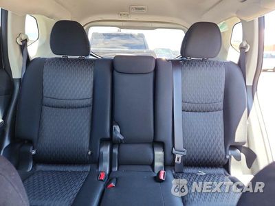 Zdjęcie 10 z 14 samochodu: 2017 NISSAN ROGUE SV VIN:JN8AT2MT3HW144456 - miniatura