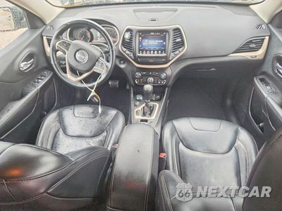 Zdjęcie 8 z 13 samochodu: 2017 JEEP CHEROKEE LIMITED VIN:1C4PJMDBXHW519449 - miniatura