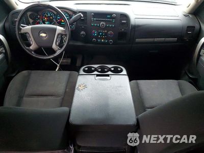 Zdjęcie 8 z 12 samochodu: 2013 CHEVROLET SILVERADO K1500 LT VIN:3GCPKSE77DG241162 - miniatura