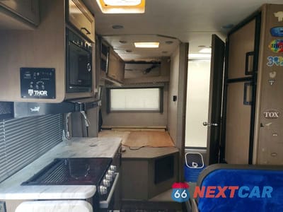 Zdjęcie 6 z 10 samochodu: 2022 FORD E350 RV VIN:1FDWE3FN2NDC31929 - miniatura