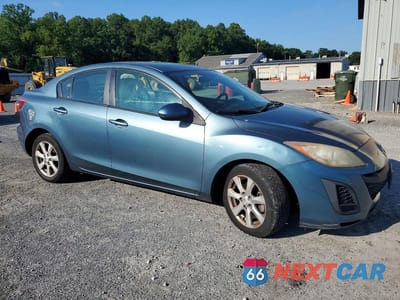 Czwarte zdjęcie samochodu z boku: 2011 MAZDA 3 I VIN:JM1BL1VG6B1378204 - miniatura