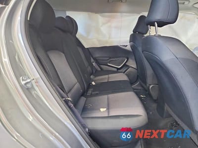 Zdjęcie 10 z 12 samochodu: 2025 KIA SOUL LX VIN:KNDJ23AU4S7936229 - miniatura