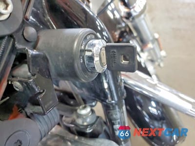Zdjęcie 8 z 10 samochodu: 2010 HARLEY-DAVIDSON XL883 L VIN:1HD4CR218AC404116 - miniatura
