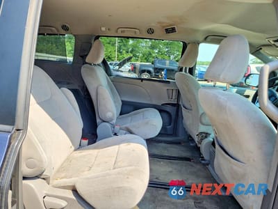 Zdjęcie 11 z 13 samochodu: 2015 TOYOTA SIENNA LE VIN:5TDJK3DC3FS123298 - miniatura