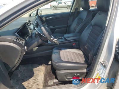 Zdjęcie 7 z 12 samochodu: 2018 FORD FUSION SE VIN:3FA6P0HD7JR214102 - miniatura