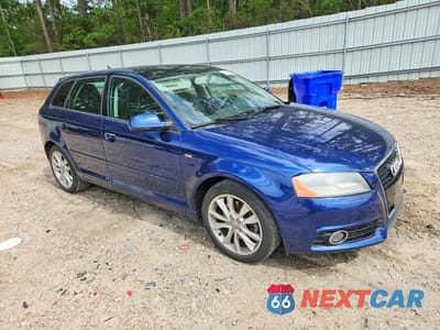 Czwarte zdjęcie samochodu z boku: 2012 AUDI A3 PREMIUM VIN:WAUBEAFM7CA104250 - miniatura