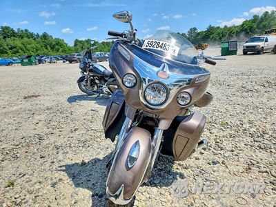 Drugie zdjęcie samochodu z przodu: 2019 INDIAN MOTORCYCLE CO. ROADMASTER VIN:56KTRAAA9K3370181 - miniatura