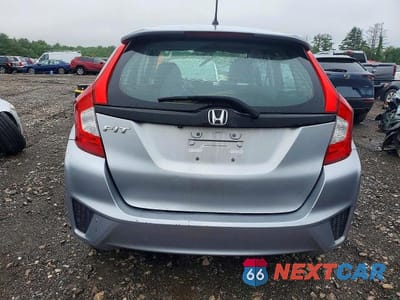 Zdjęcie 6 z 12 samochodu: 2017 HONDA FIT LX VIN:3HGGK5H56HM709631 - miniatura