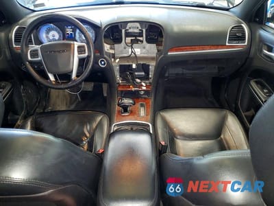 Zdjęcie 8 z 13 samochodu: 2012 CHRYSLER 300 LIMITED VIN:2C3CCACG2CH175549 - miniatura