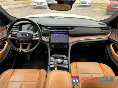 Zdjęcie 9 z 10 samochodu: 2022 JEEP GRAND CHEROKEE SUMMIT 4XE VIN:1C4RJYE6XN8748070 - miniatura