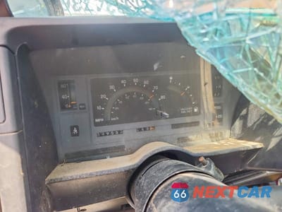 Zdjęcie 9 z 12 samochodu: 1992 GMC SONOMA VIN:1GTCS14Z7N8502017 - miniatura