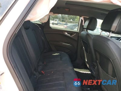 Zdjęcie 11 z 13 samochodu: 2024 AUDI Q4 E-TRON PREMIUM PLUS VIN:WA1LUBFZ6RP044831 - miniatura