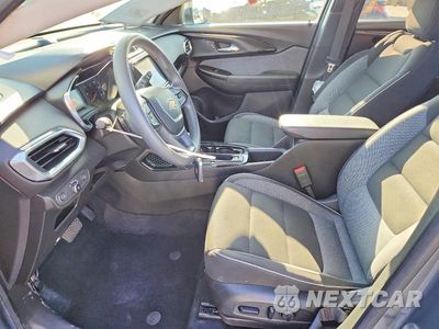 Zdjęcie 7 z 12 samochodu: 2022 CHEVROLET TRAILBLAZER LT VIN:KL79MPSL1NB078324 - miniatura
