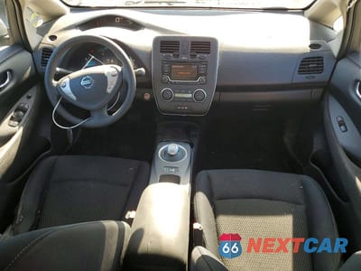 Zdjęcie 8 z 12 samochodu: 2016 NISSAN LEAF S VIN:1N4AZ0CP4GC310055 - miniatura