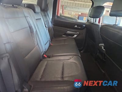 Zdjęcie 10 z 13 samochodu: 2024 TOYOTA TUNDRA SR5 VIN:5TFLA5DB9RX194812 - miniatura