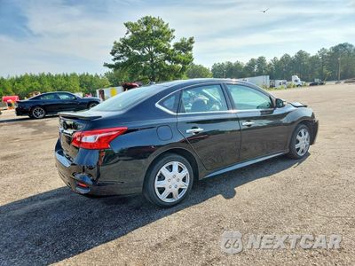 Trzecie zdjęcie samochodu z tyłu: 2019 NISSAN SENTRA SR VIN:3N1AB7AP1KY210833 - miniatura