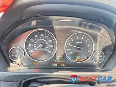 Zdjęcie 9 z 12 samochodu: 2013 BMW 328 XI SULEV VIN:WBA3B5C59DF596754 - miniatura