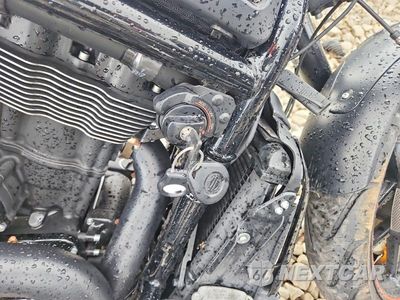 Zdjęcie 8 z 9 samochodu: 2015 HARLEY-DAVIDSON VRSCDX NIGHT ROD SPECIAL VIN:1HD1HHH15FC800517 - miniatura