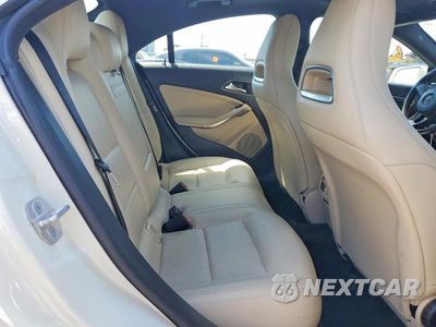 Zdjęcie 10 z 12 samochodu: 2016 MERCEDES-BENZ CLA 250 VIN:WDDSJ4EB3GN316390 - miniatura