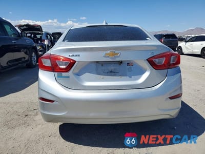 Zdjęcie 6 z 12 samochodu: 2018 CHEVROLET CRUZE LT VIN:1G1BE5SM8J7184547 - miniatura