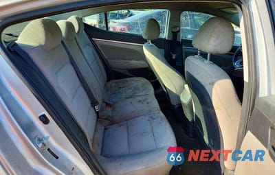 Zdjęcie 10 z 12 samochodu: 2019 HYUNDAI ELANTRA SE VIN:5NPD84LF2KH413142 - miniatura