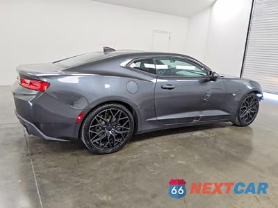 Trzecie zdjęcie samochodu z tyłu: 2018 CHEVROLET CAMARO LT VIN:1G1FB1RX2J0125294 - miniatura