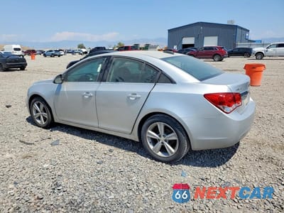 Drugie zdjęcie samochodu z przodu: 2019 CHEVROLET CRUZE LT VIN:1G1PE5SB3F7182099 - miniatura