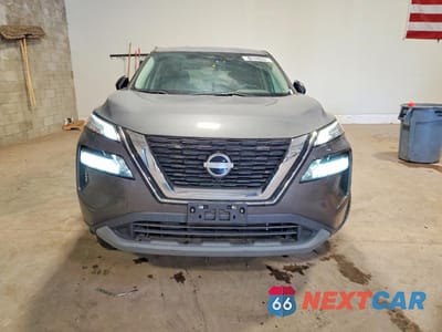Piąte zdjęcie samochodu w środku: 2023 NISSAN ROGUE S VIN:5N1BT3AB7PC900626 - miniatura