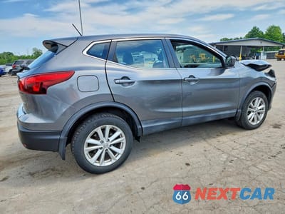 Trzecie zdjęcie samochodu z tyłu: 2018 NISSAN ROGUE SPORT S VIN:JN1BJ1CR6JW269093 - miniatura