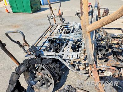 Zdjęcie 10 z 10 samochodu: 2019 HONDA SXS1000M UTILITY VEHICLE VIN:1HFVE042XK4302075 - miniatura