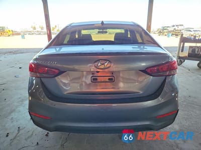 Zdjęcie 6 z 12 samochodu: 2018 HYUNDAI ACCENT SE VIN:3KPC24A31JE015610 - miniatura