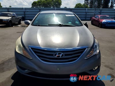 Piąte zdjęcie samochodu w środku: 2011 HYUNDAI SONATA GLS VIN:5NPEB4AC1BH249686 - miniatura