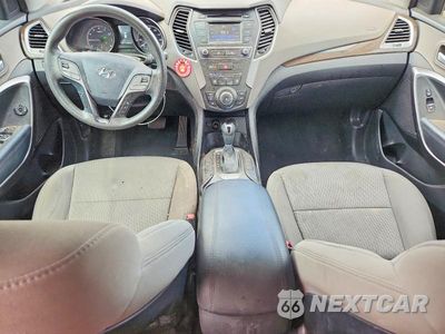 Zdjęcie 8 z 13 samochodu: 2017 HYUNDAI SANTA FE SPORT 2.4L VIN:5XYZT3LB2HG380820 - miniatura