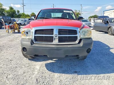 Piąte zdjęcie samochodu w środku: 2005 DODGE DAKOTA ST VIN:1D7HE22K95S270182 - miniatura
