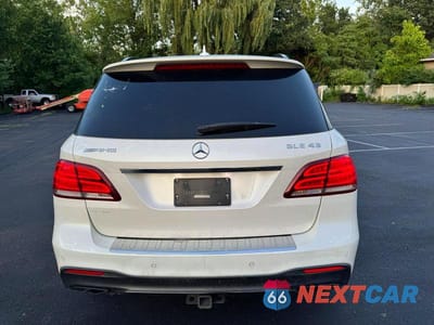Piąte zdjęcie samochodu w środku: 2018 MERCEDES-BENZ GLE 43 AMG VIN:4JGDA6EBXJB015814 - miniatura