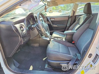 Zdjęcie 7 z 13 samochodu: 2018 TOYOTA COROLLA LE VIN:5YFBURHE1JP741430 - miniatura