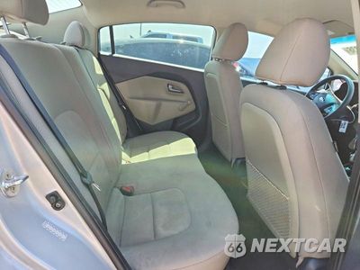 Zdjęcie 10 z 12 samochodu: 2017 KIA RIO LX VIN:KNADM4A35H6034494 - miniatura